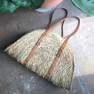 Large summer straw bag